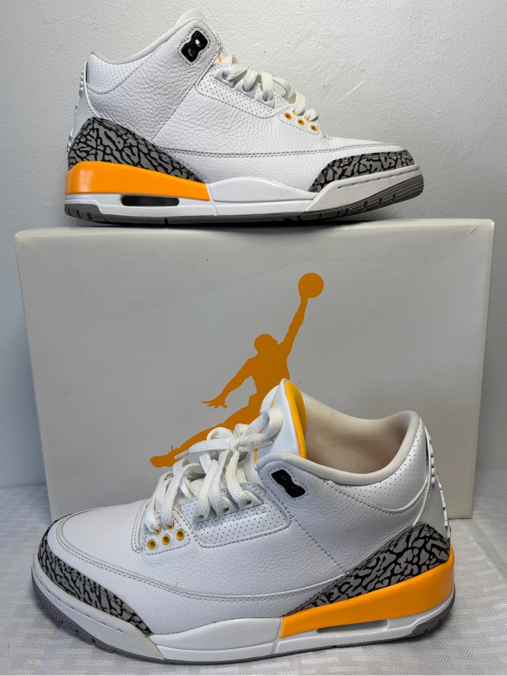 Woman’s Nike Air Jordan 3 Retro Laser Orange Size 9.5 W  8 Men